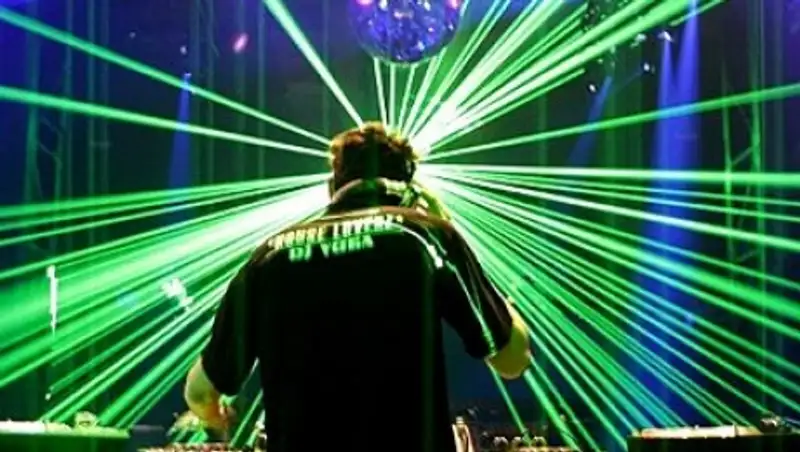 В Кокшетау диджей забыл свою машину около ночного клуба и решил, что ее угнали