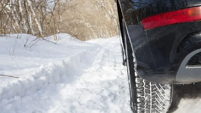 Подозреваемого в краже обнаружили на месте преступления – в салоне автомобиля