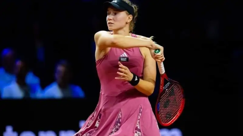 Елена Рыбакина стала шестой ракеткой мира среди женщин
