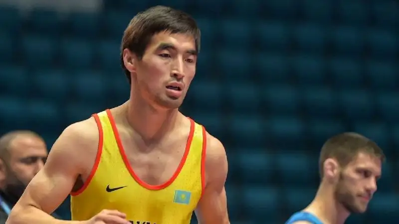 Мейрамбек Айнагулов принес вторую медаль чемпионата Азии по греко-римской борьбе