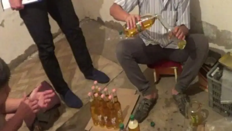 Алматы тұрғыны қолдан энергетикалық сусын жасап сатқан 