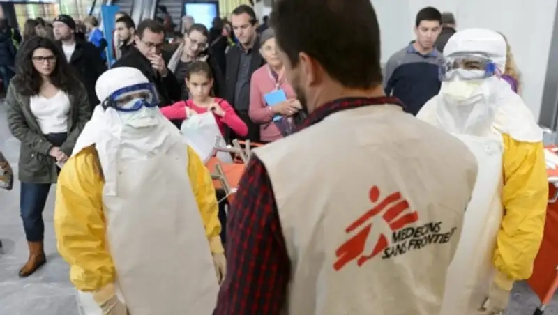 "Врачи без границ" раскритиковали ВОЗ за недостаточную активность в борьбе с Эболой