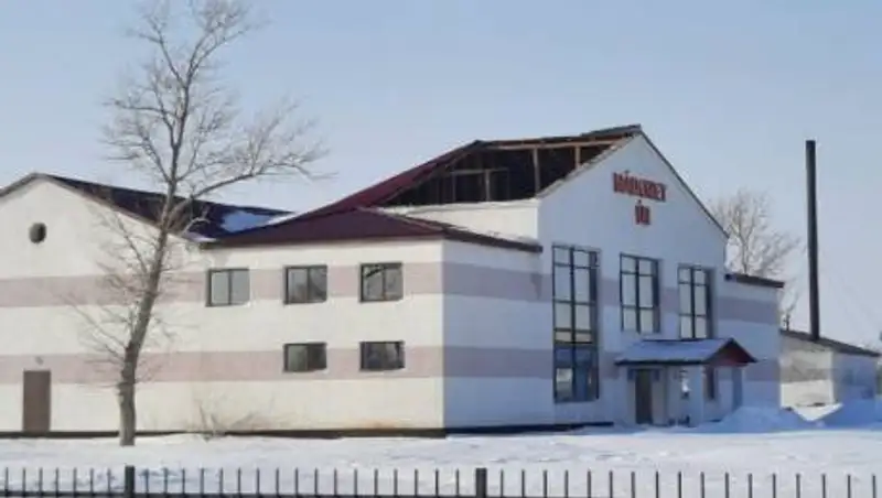 Крышу второго Дома культуры снесло ветром в Акмолинской области