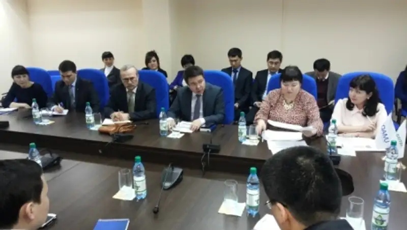 В Уральске банкиры просят повысить ставку кредитования по дорожной карте бизнеса