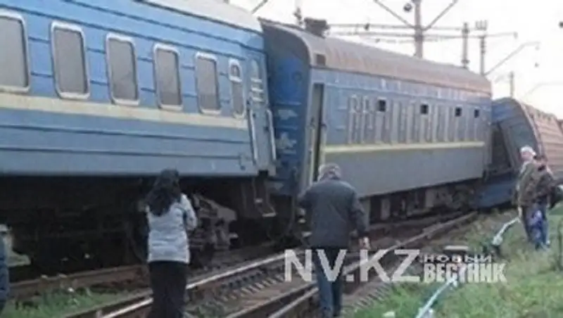 Железнодорожники разыскивают пассажиров, пострадавших при аварии в Атырау