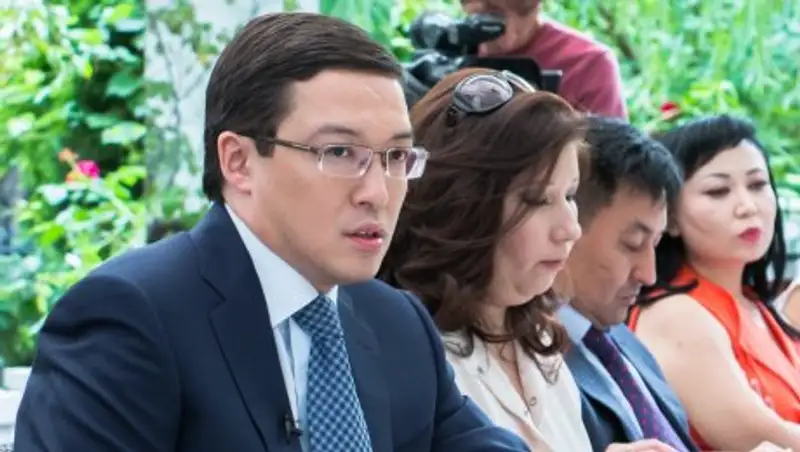 Нацбанк готов к обсуждению по передаче пенсионных активов в управление частным компаниям