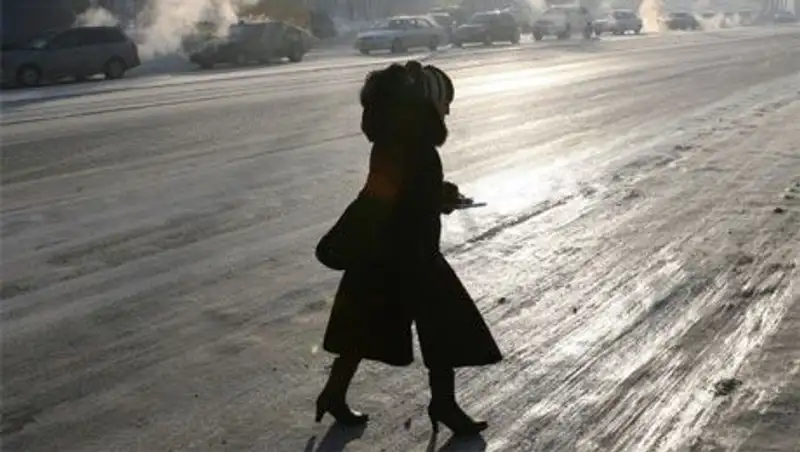 В Уральске образовался небывалый гололед