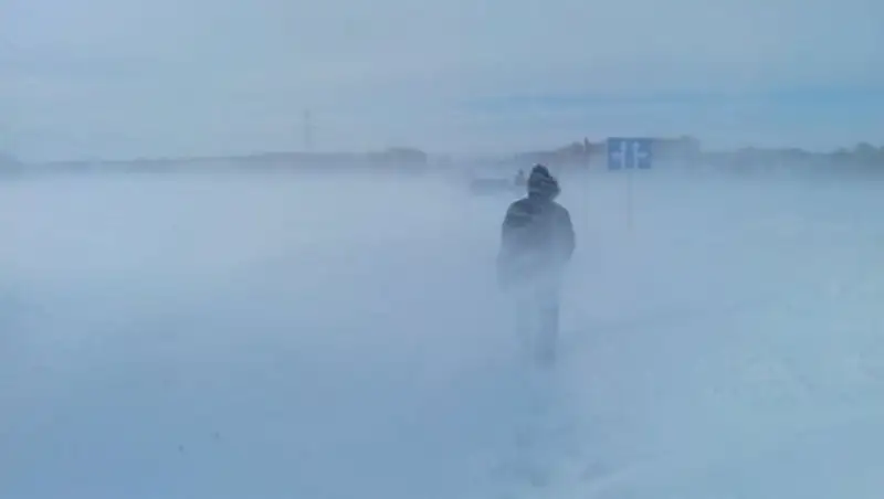 В пяти областях РК введены ограничения движения на трассах (обновл.)