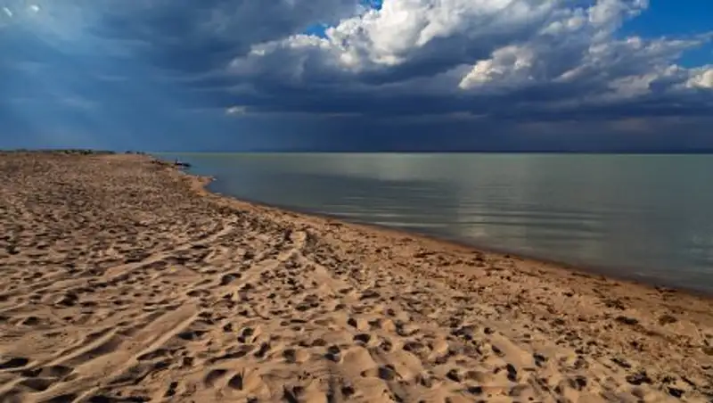На Капчагайском водохранилище спасено три человека 