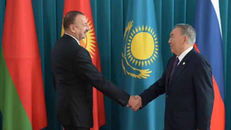 Назарбаев переговорил с президентом Азербайджана