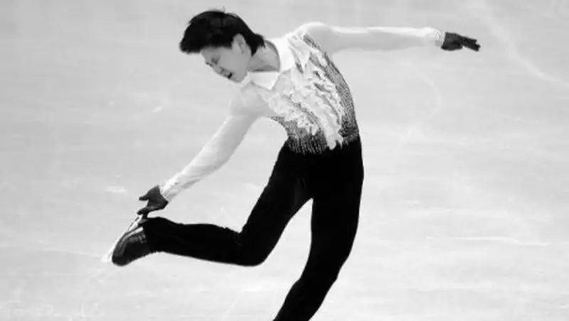 Во Франции скорбят о гибели Дениса Тена