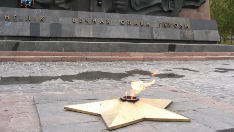 В Алматы выделили по миллиону тенге участникам и инвалидам ВОВ - Сагинтаев