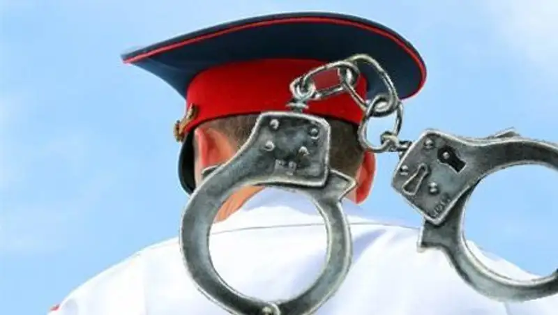 В Караганде освободили от занимаемой должности полицейского за грубое нарушение ПДД