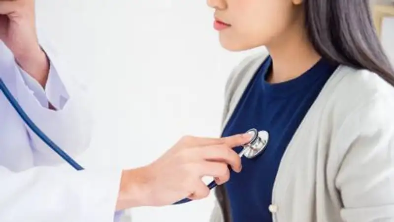 Иммунитет сильнее – специалист объяснил, почему женщины реже болеют