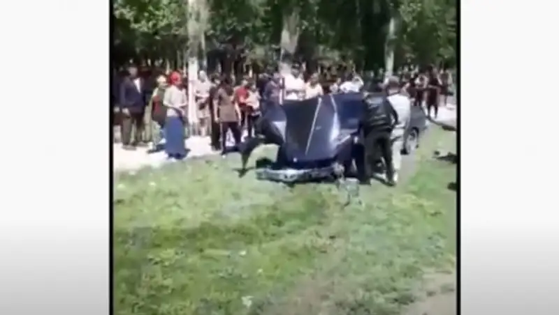 На радостях от демобилизации друга парень попал в серьезное ДТП