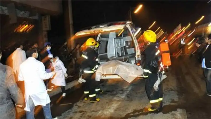 В результате взрыва на заводе в Китае погибли не менее 65 человек