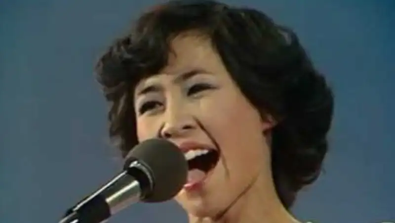 Мухамедиулы поздравил Розу Рымбаеву с 60-летием