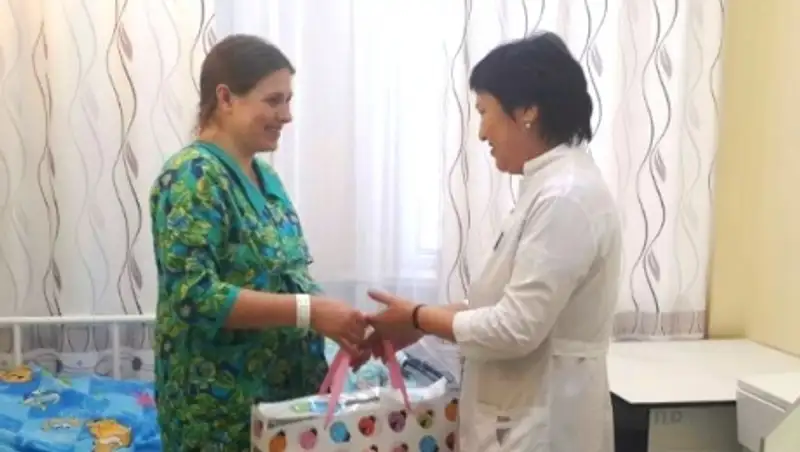 Акимат Астаны пообещал подарки всем рожденным в День первого президента малышам