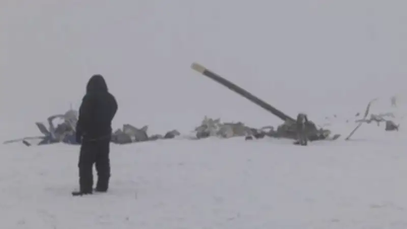 Домой доставили тело пилота, погибшего при крушении вертолета санавиации