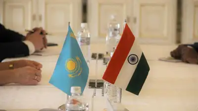 флаги Казахстана и Индии, фото - Новости Zakon.kz от 03.06.2023 11:11