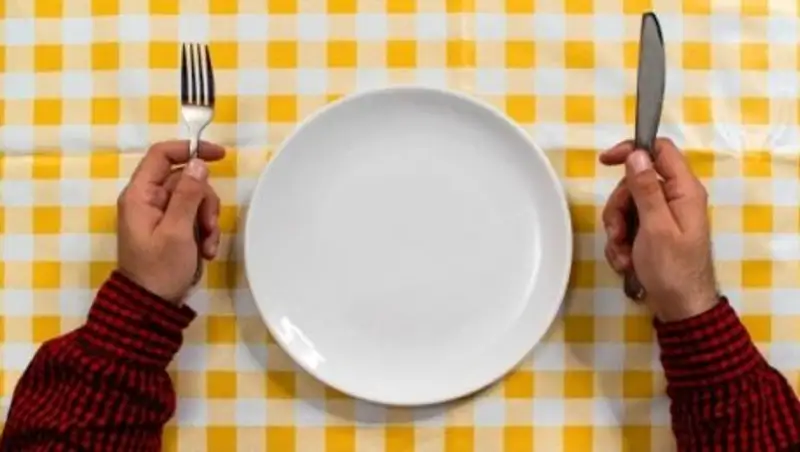 Казахстанцы стали хуже питаться - меньше мяса и рыбы, больше хлеба и молока