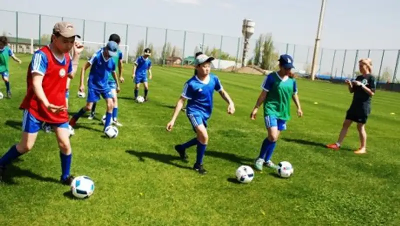 Казахстанские дети с ограниченными возможностями будут играть в футбол 7х7
