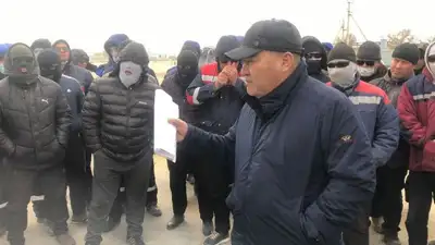 встреча с митингующими, фото - Новости Zakon.kz от 31.03.2023 14:47