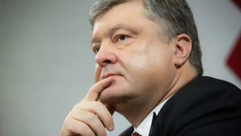 Порошенко назвал себя основным сторонником отмены антироссийских санкций