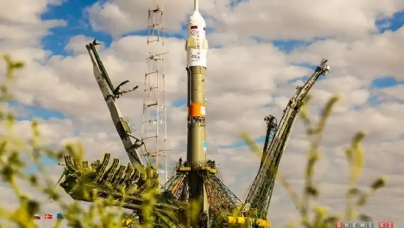 Айдын Аимбетов возьмет с собой в космос плюшевую игрушку дочери