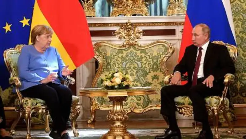 Путин ответил Меркель на просьбу освободить Навального