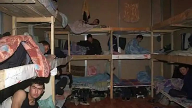 Поток нелегалов из соседней республики пресекли в Алматы