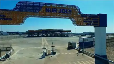 Огромные заторы на китайской границе: что изменилось после поручения Алихана Смаилова, фото - Новости Zakon.kz от 18.03.2023 14:05