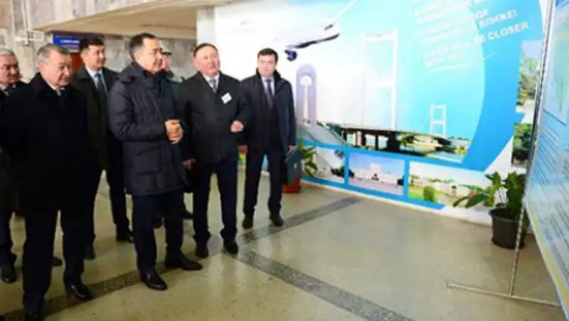 Сагинтаев ознакомился с ходом реконструкции аэропорта Семея