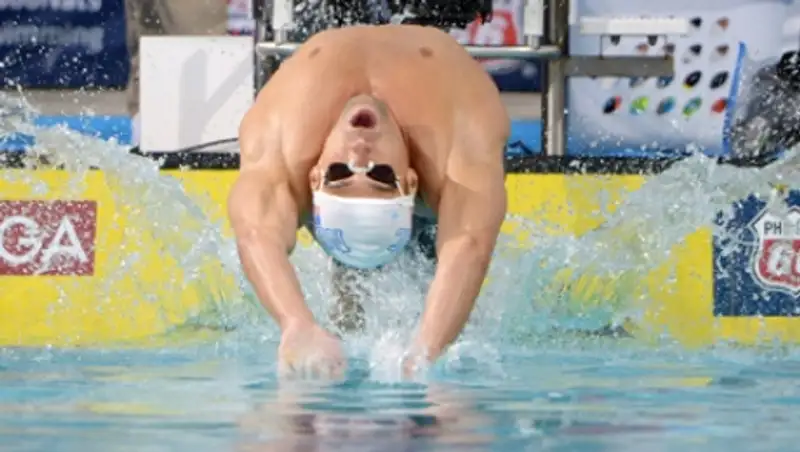 Суд над пловцом Майклом Фелпсом перенесли на месяц