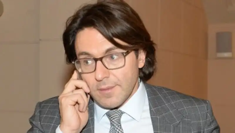 Малахов не появился в эфире передачи "Пусть говорят"