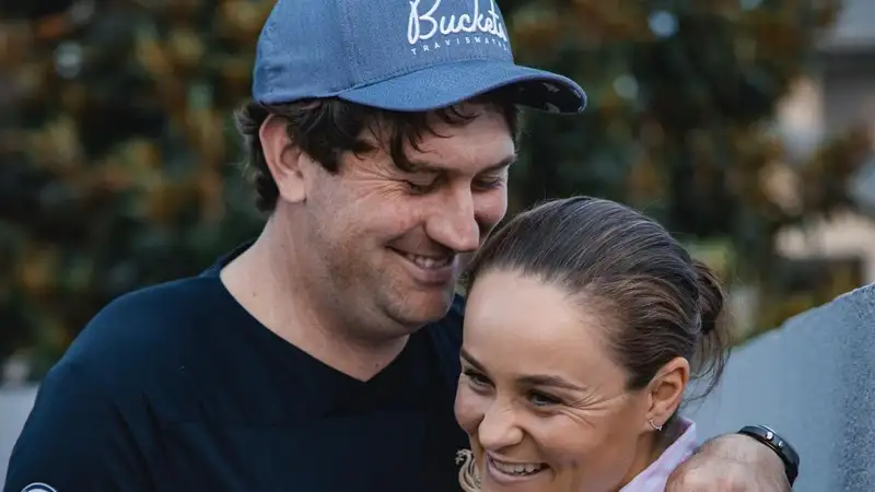 За кого выходит замуж лучшая теннисистка мира Эшли Барти