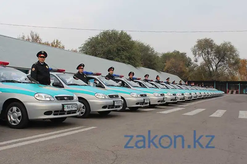 В Алматы сегодня дан старт пилотному проекту «Универсальный полицейский» (фото) В Алматы сегодня дан старт пилотному проекту «Универсальный полицейский» (фото), фото - Новости Zakon.kz от 01.11.2013 23:30