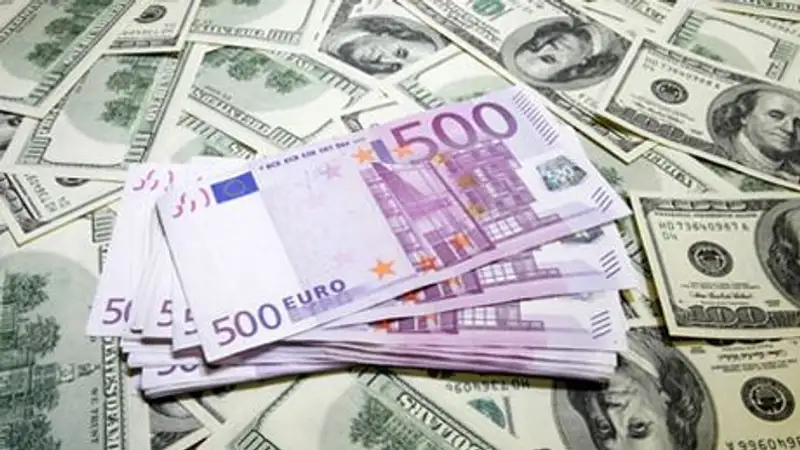 ЦБ Украины обязал экспортеров продавать всю валюту