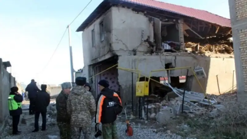 Женщина и ребенок пострадали при взрыве газа в Шымкенте