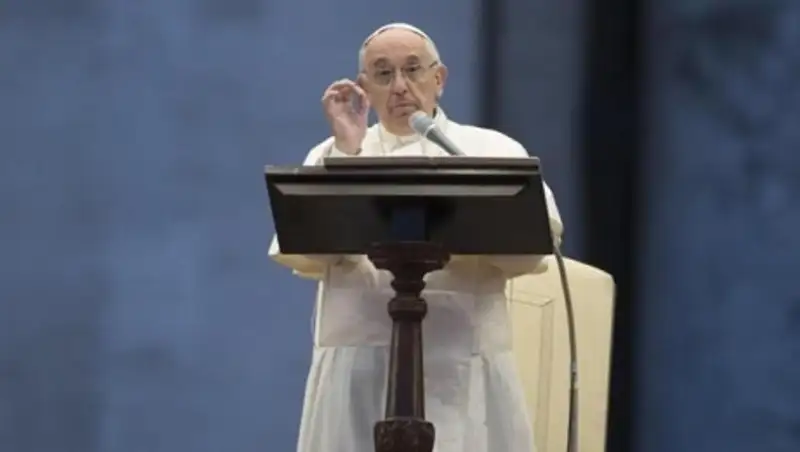 Папа Римский объявил сбор средств для Донбасса