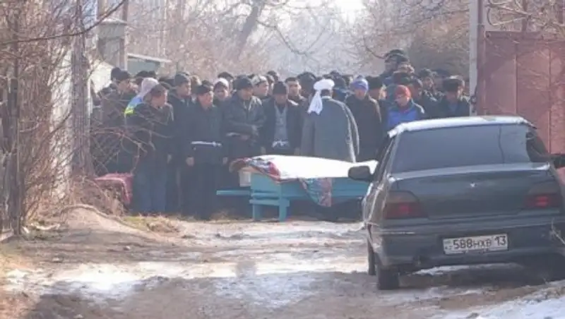 В Шымкенте повесился мальчик