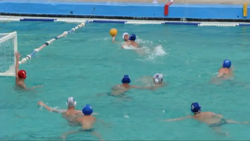 Казахстанцы ватерполисты проиграли Нидерландам на олимпийской квалификации в Триесте