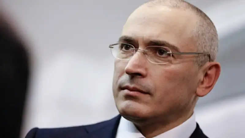 СМИ допустили пересмотр позиции Интерпола по розыску Ходорковского