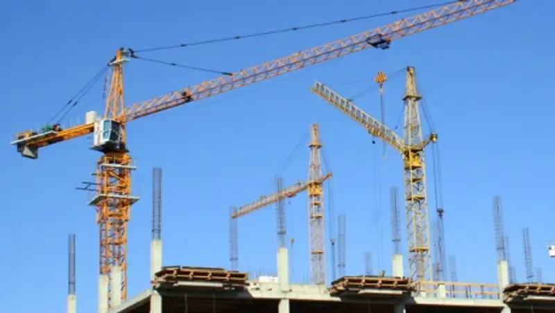 Диспропорции зарплат у казахстанцев и иностранцев выявили в этом году прокуроры в Астане