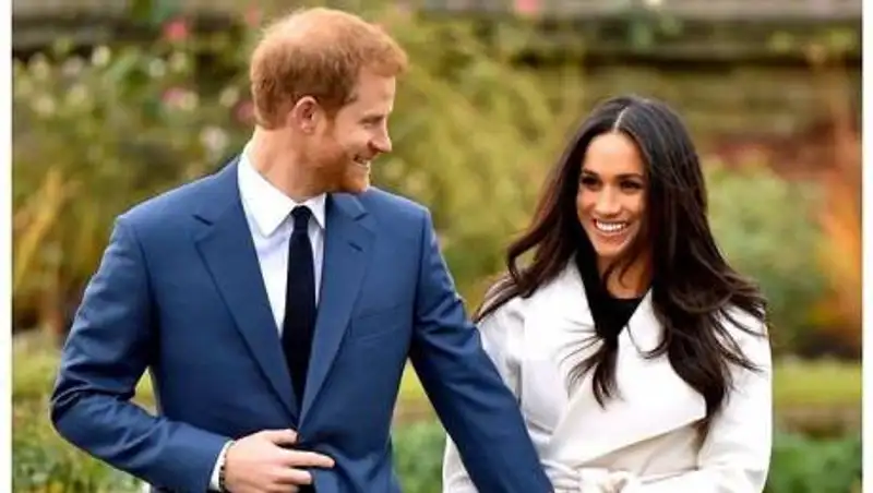 Принц Гарри и Меган Маркл попросили о встрече с Елизаветой II