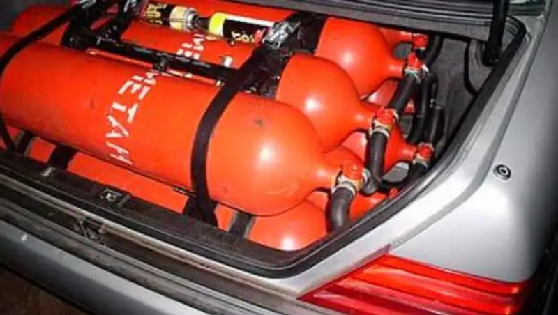 Казахстанские автолюбители переходят на газ