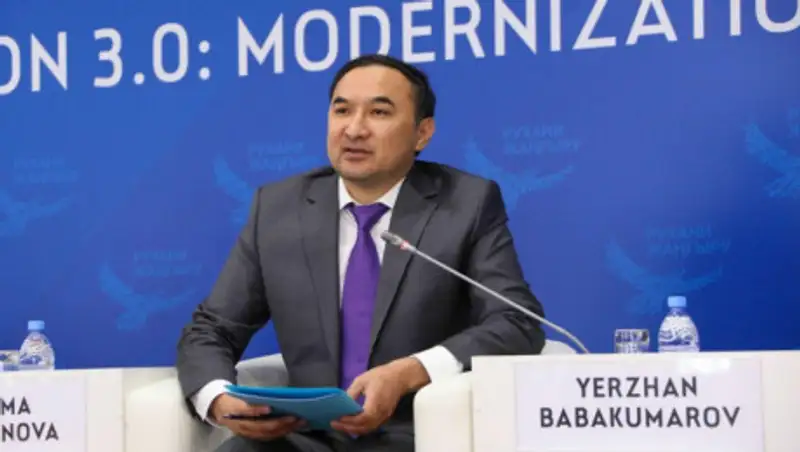 К заявлению можно относиться по-разному — Бабакумаров о предупреждении Бекшина