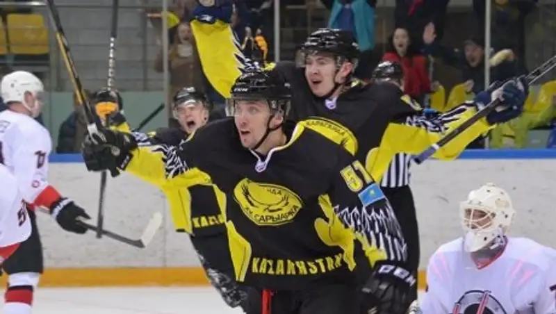 "Сарыарка" сохраняет лидерство в регулярке ВХЛ