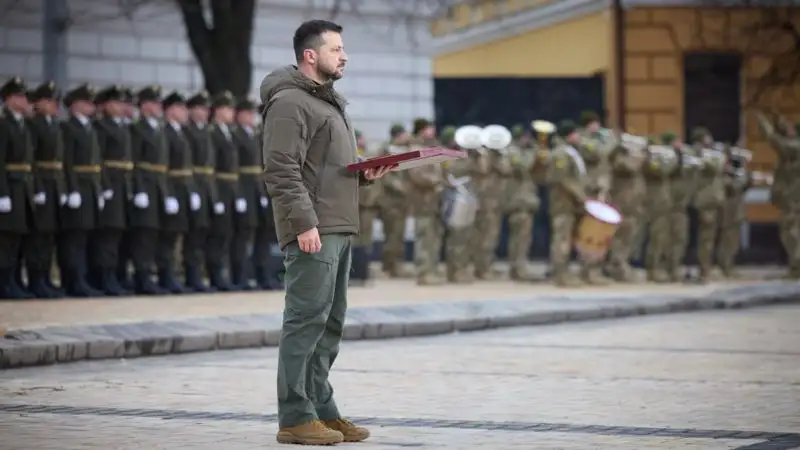 Ситуация в Украине: Зеленский вручил награды военным, Канада планирует выделить новый пакет помощи