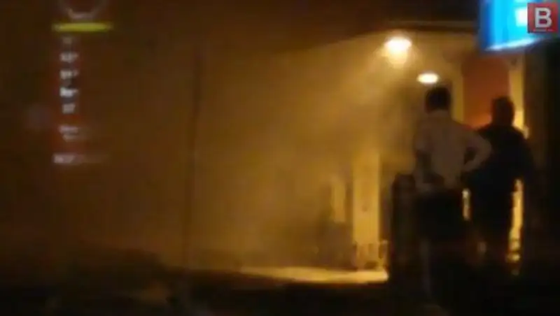 В Алматы на заправке горел автомобиль